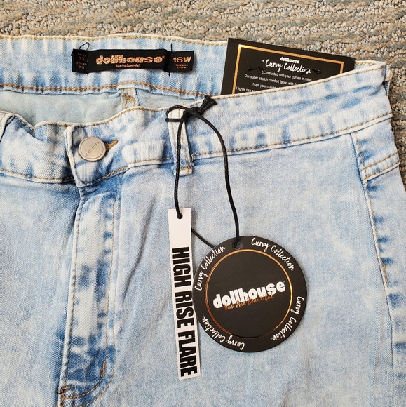 Dollhouse Jackie Curvy Collection Distressed Jeans - Picture 2 of 8